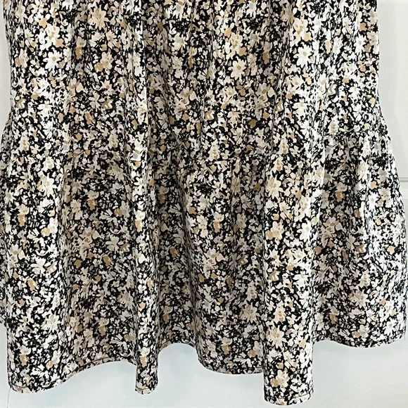 Time and Tru XXL (20) Ditsy Daisy Floral Mini Dress with Flutter Sleeves - Picture 10 of 16